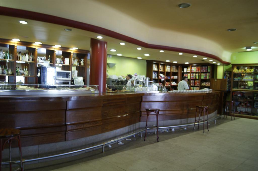 Hotel Restaurante San Roque Medina del Campo Luaran gambar